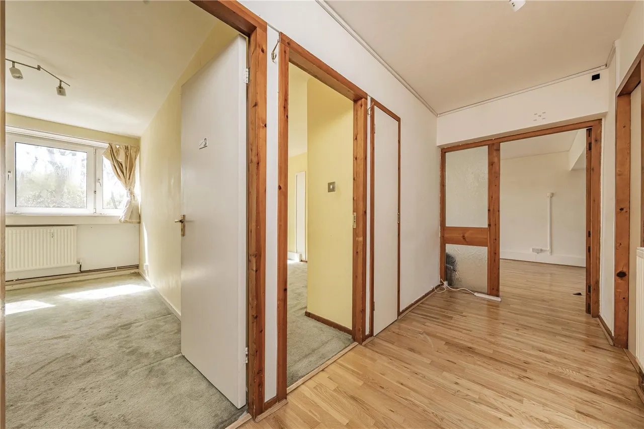 Swaythling House, Roehampton, photo 6