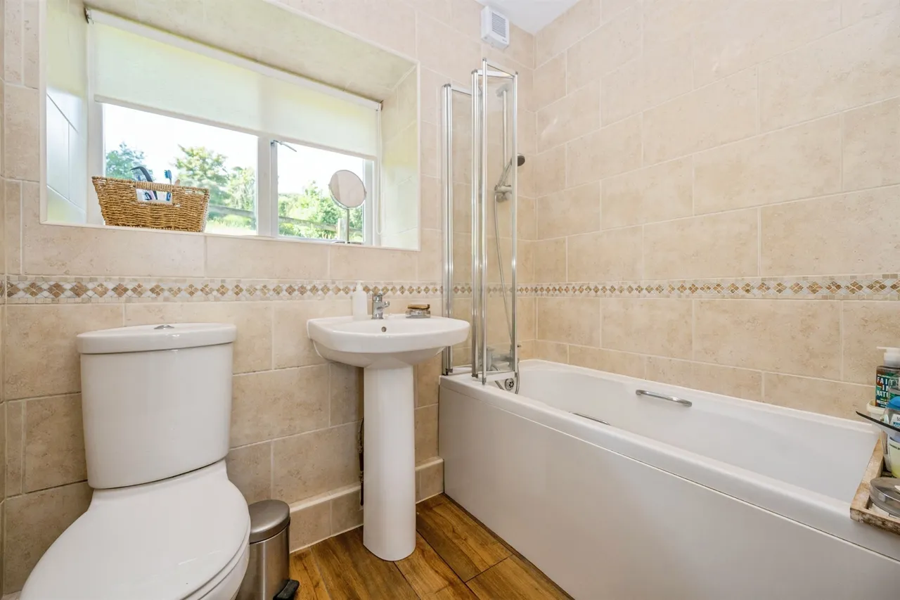 Creamery Lane, Parwich, DE6, photo 12