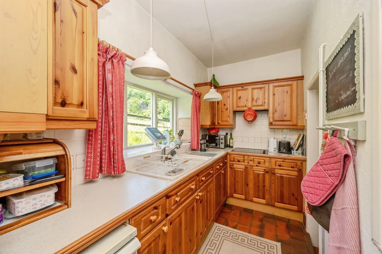 Creamery Lane, Parwich, DE6, photo 16
