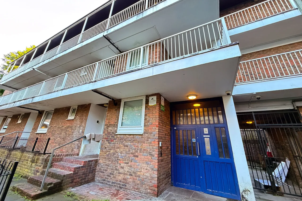 Ringmer Gardens, London, N19 4SB, photo 9