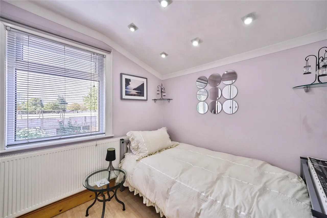 Dongola Road, London, E13, photo 13