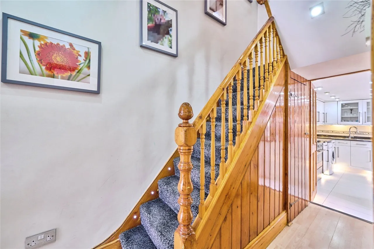 Dongola Road, London, E13, photo 9