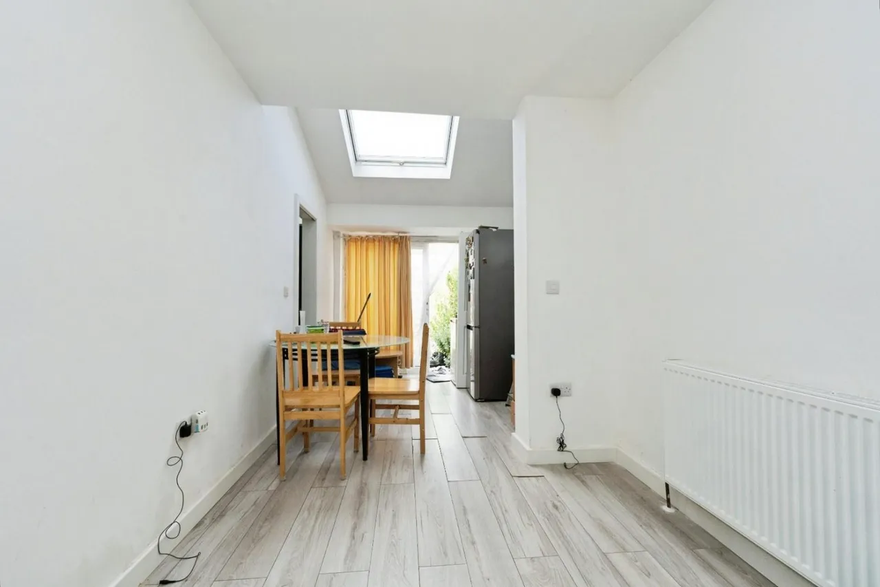Aberdeen Road, Wealdstone, HA3 7NF, photo 6