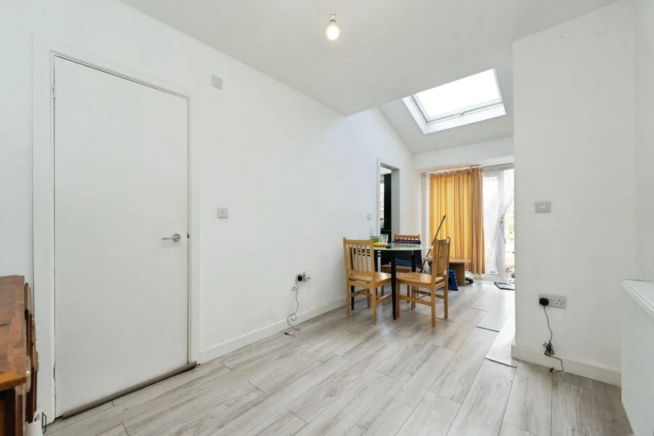Aberdeen Road, Wealdstone, HA3 7NF, photo 3