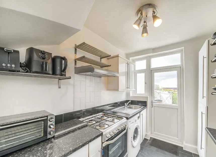 Norbury Cross, Streatham, SW16, photo 5