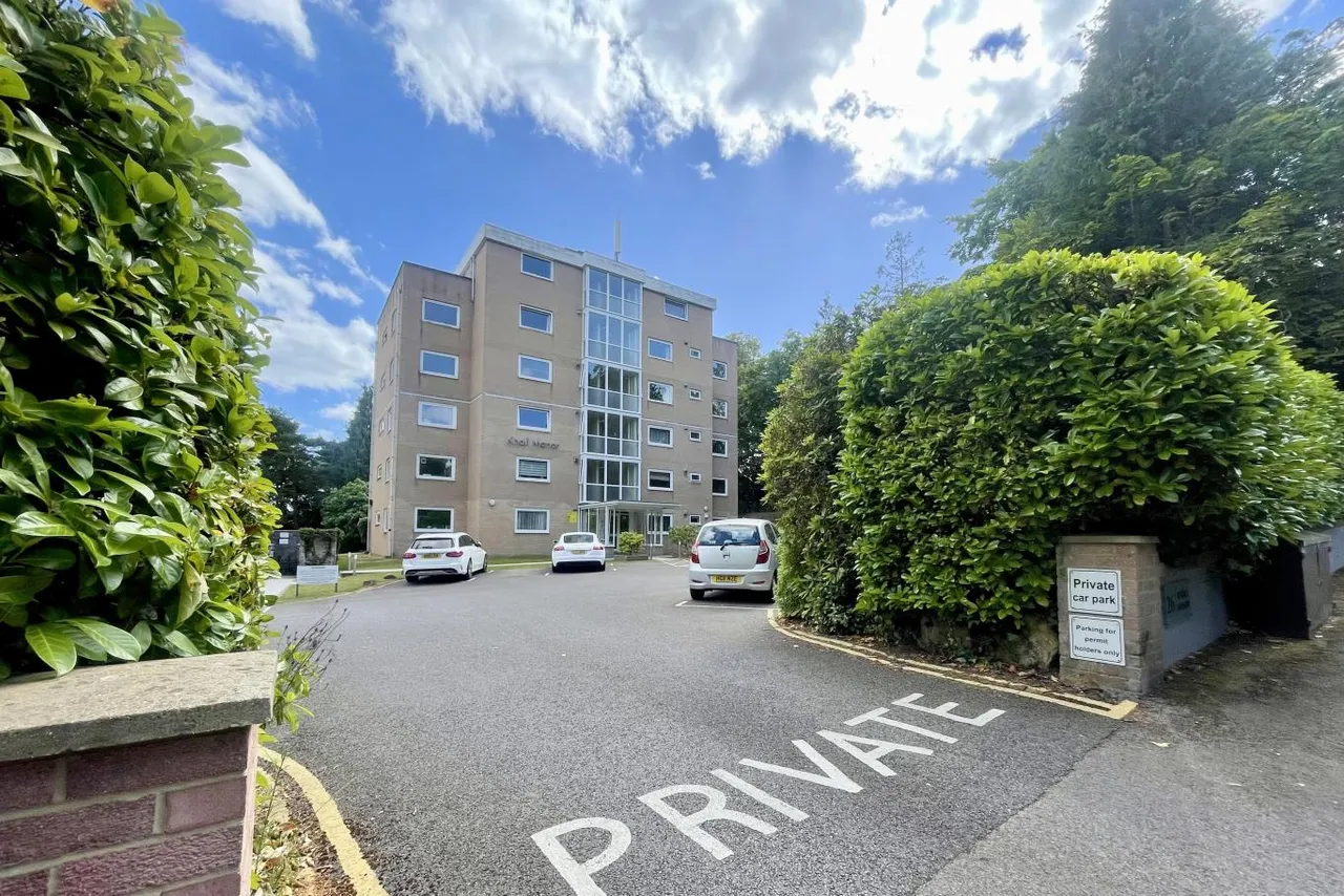 St Valerie Road, BH2, photo 22