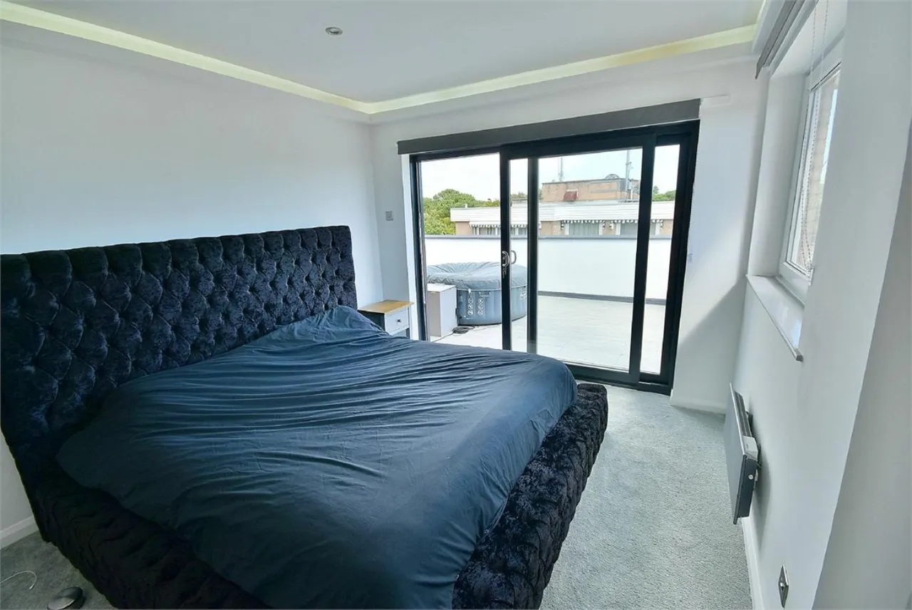 St Valerie Road, BH2, photo 11