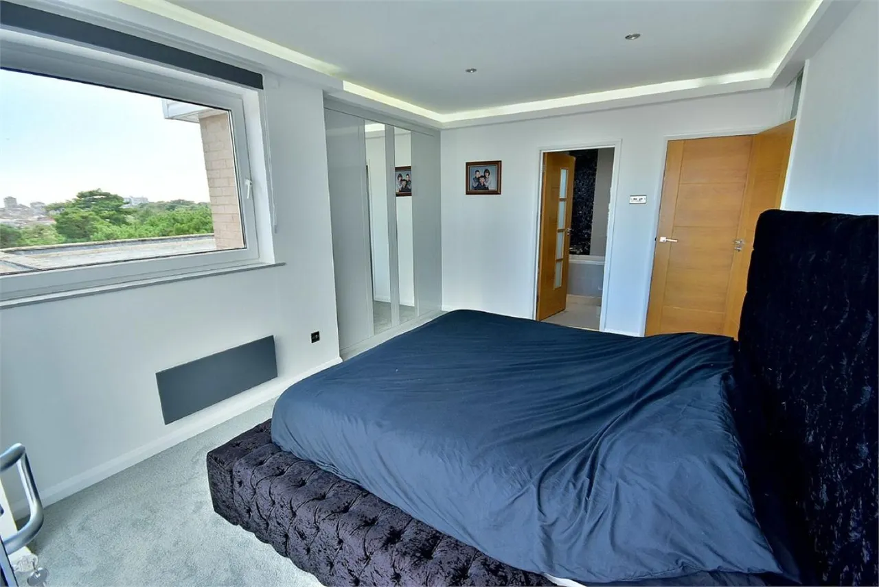 St Valerie Road, BH2, photo 12