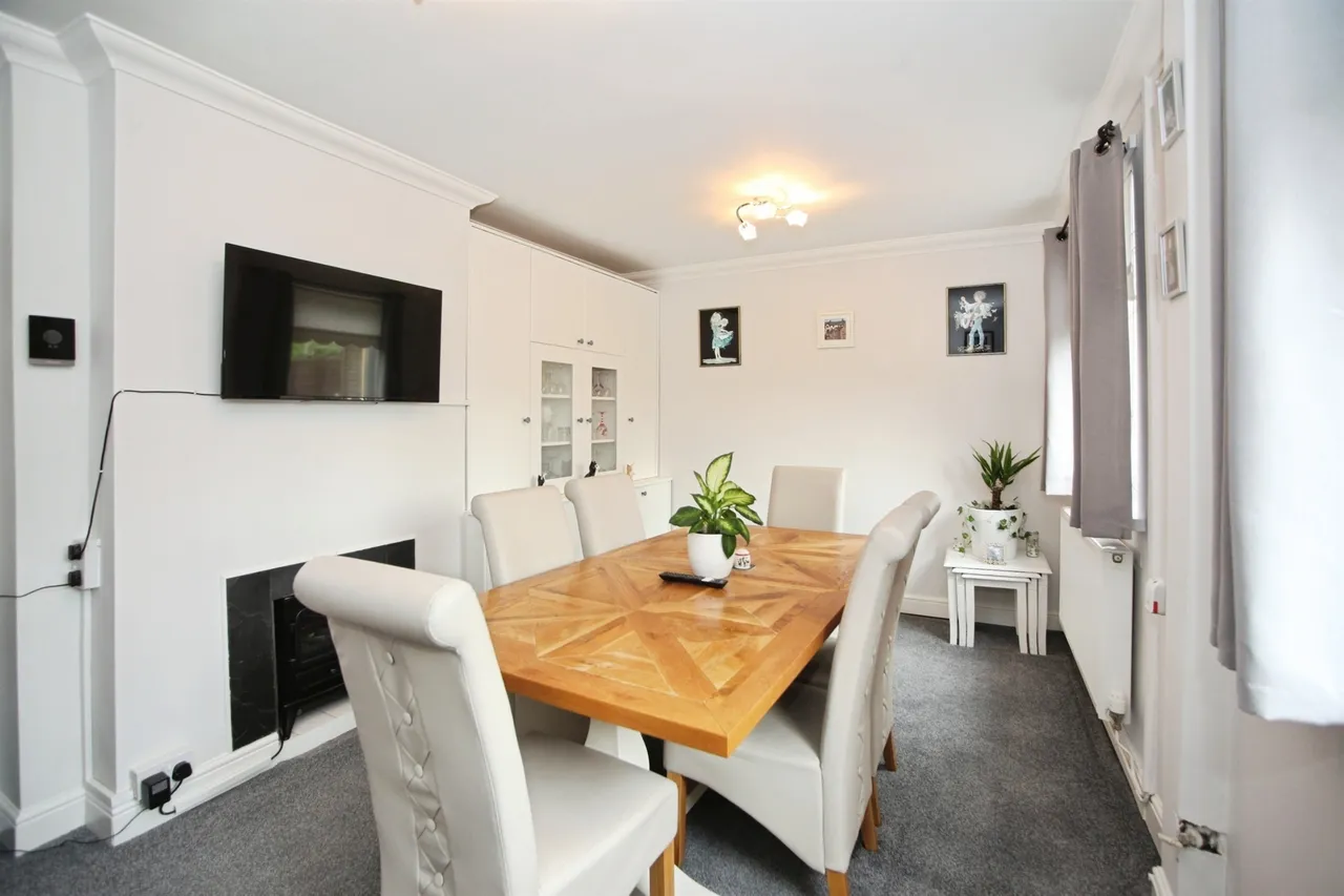 Heol-Yr-Onen Caerphilly, CF83, photo 4