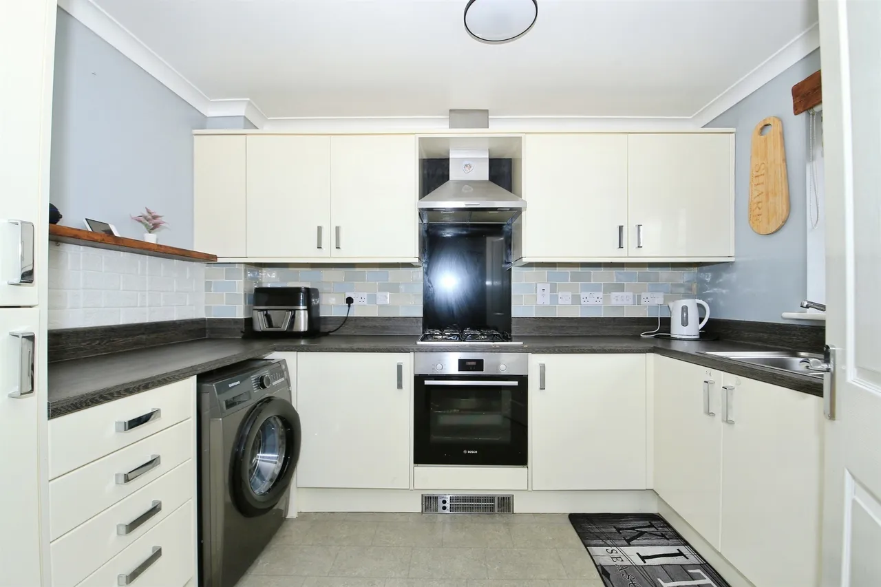Violet Avenue, Whittlesey, PE7, photo 3