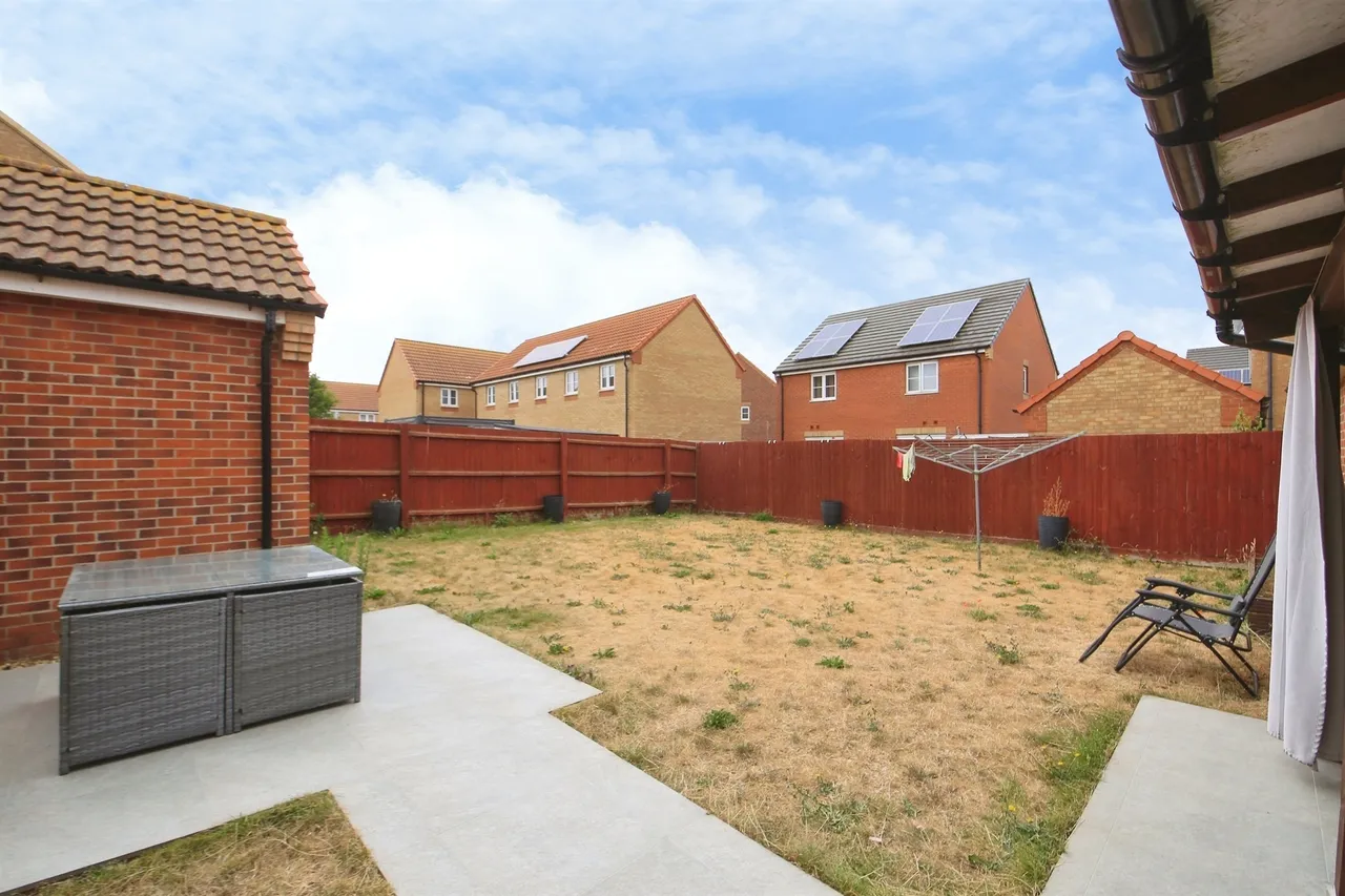 Violet Avenue, Whittlesey, PE7, photo 13