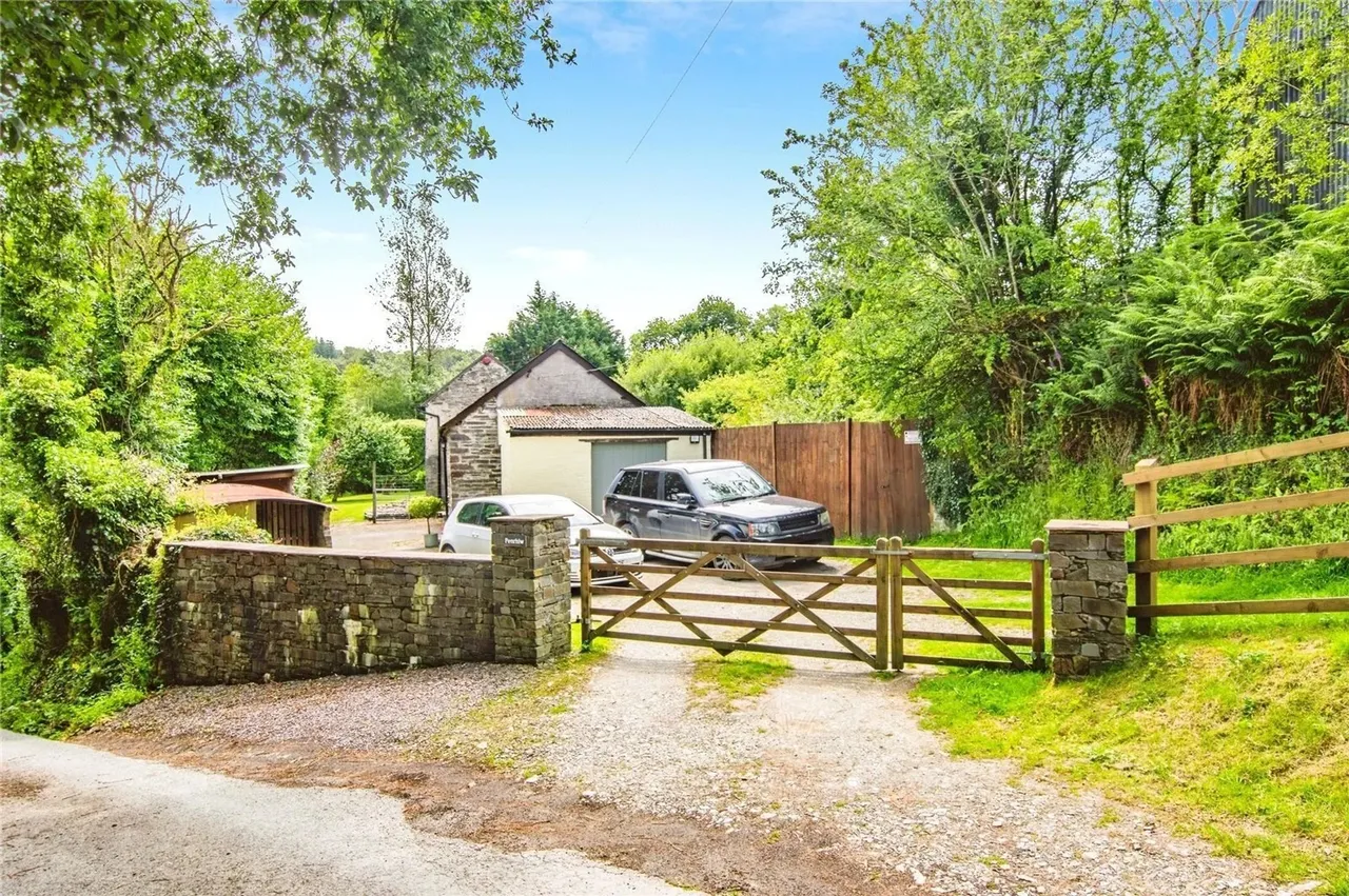 Velindre, Llandysul, SA44, photo 8
