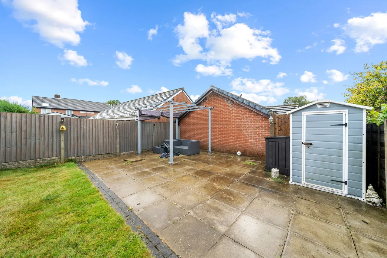 Greenfields Crescent, Ashton-In-Makerfield, Wigan, WN4 8QY, photo 17