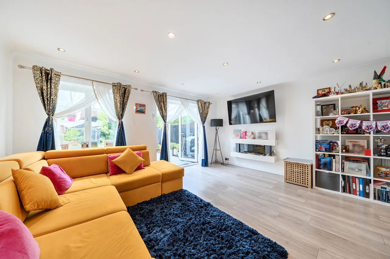 Thrush Green, Harrow, HA2, photo 12