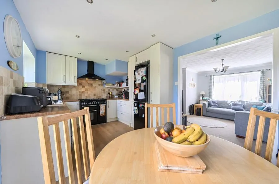 Rickard Close, Aylesbury, HP21, photo 6