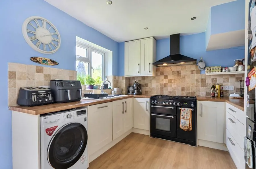 Rickard Close, Aylesbury, HP21, photo 5