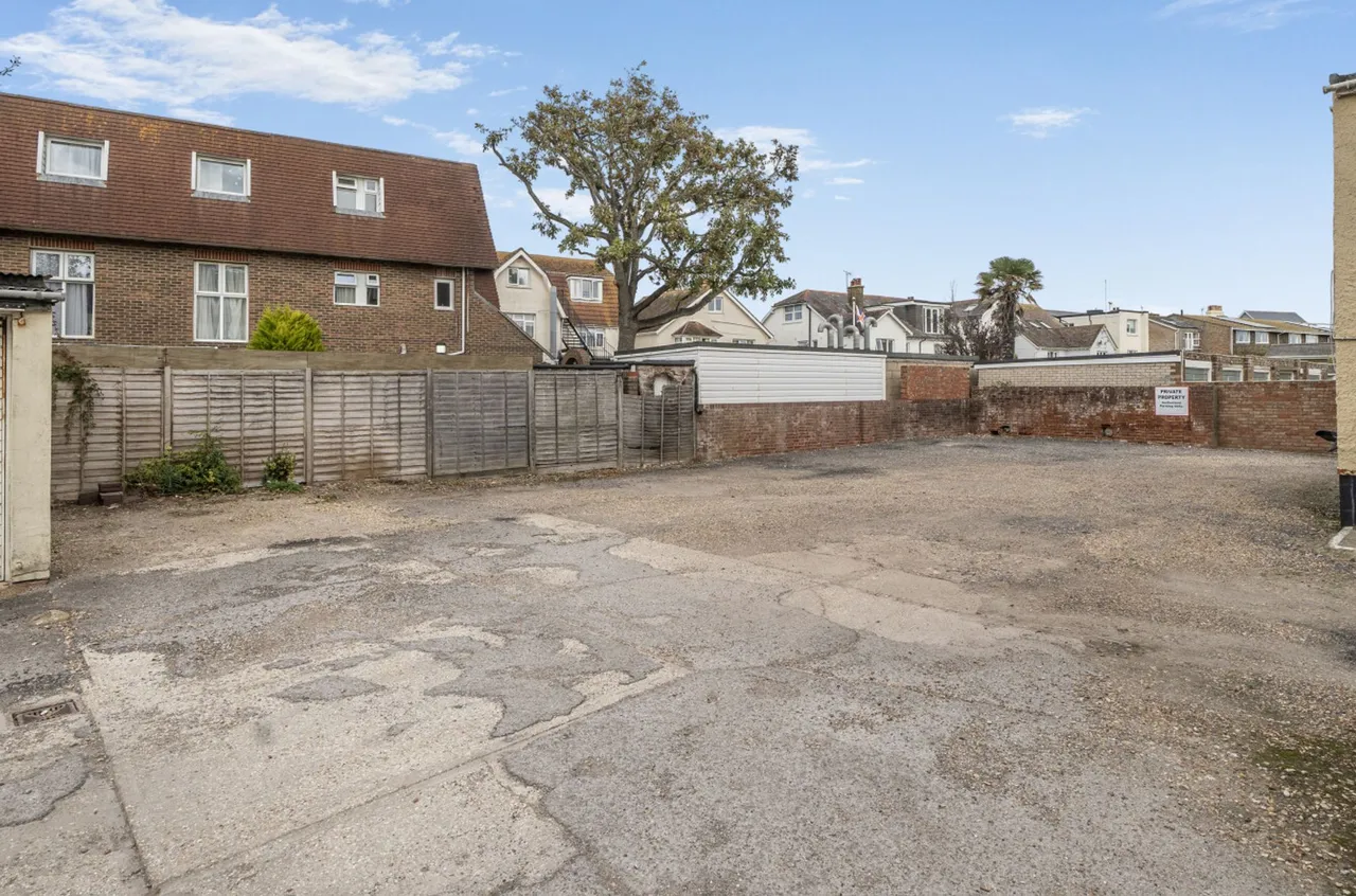Marine Drive West, Bognor Regis, PO21, photo 17