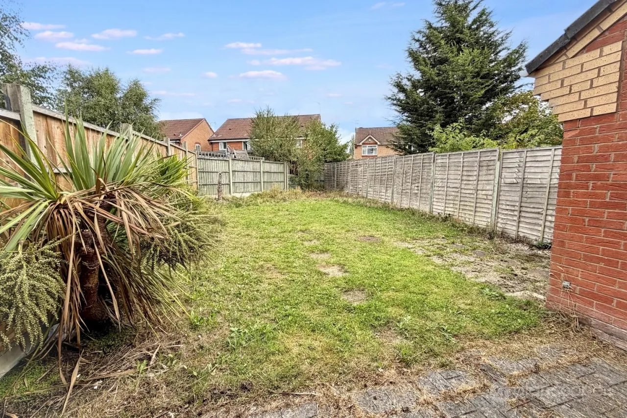 Charlecote Walk, Maple Park, CV11, photo 13