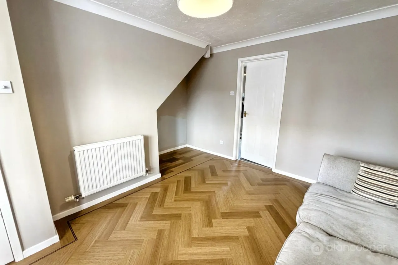 Charlecote Walk, Maple Park, CV11, photo 4