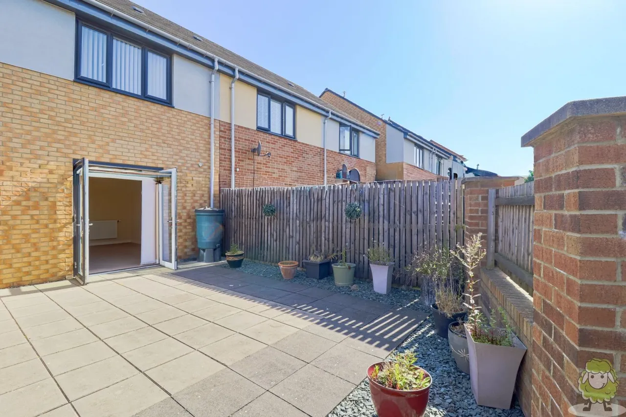 2 bed house for sale, Laygate, South Shields, NE33