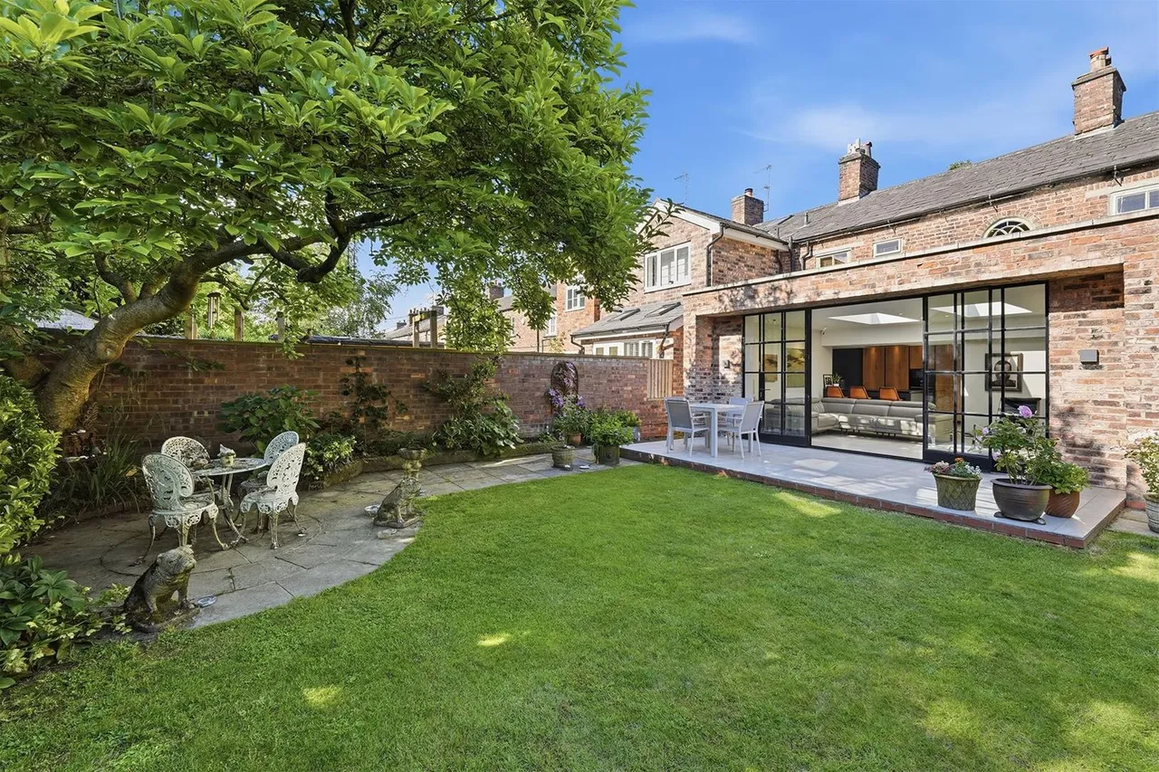 Bollin Grove, Prestbury, photo 45