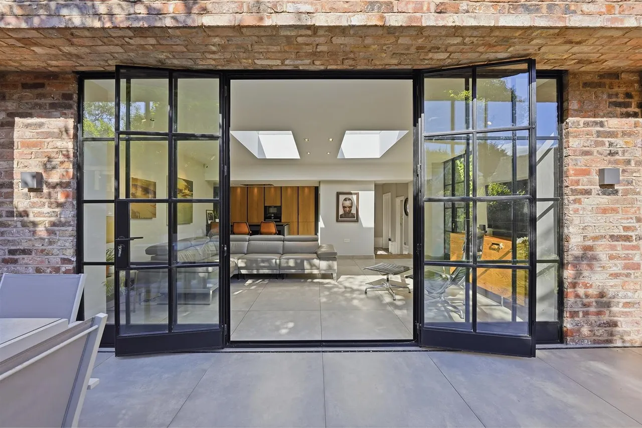 Bollin Grove, Prestbury, photo 34