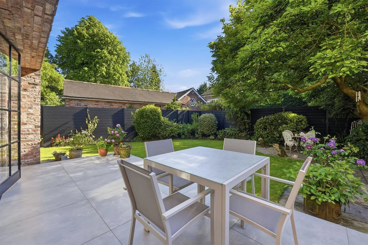 Bollin Grove, Prestbury, photo 36