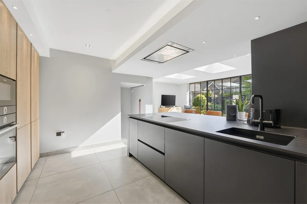 Bollin Grove, Prestbury, photo 11