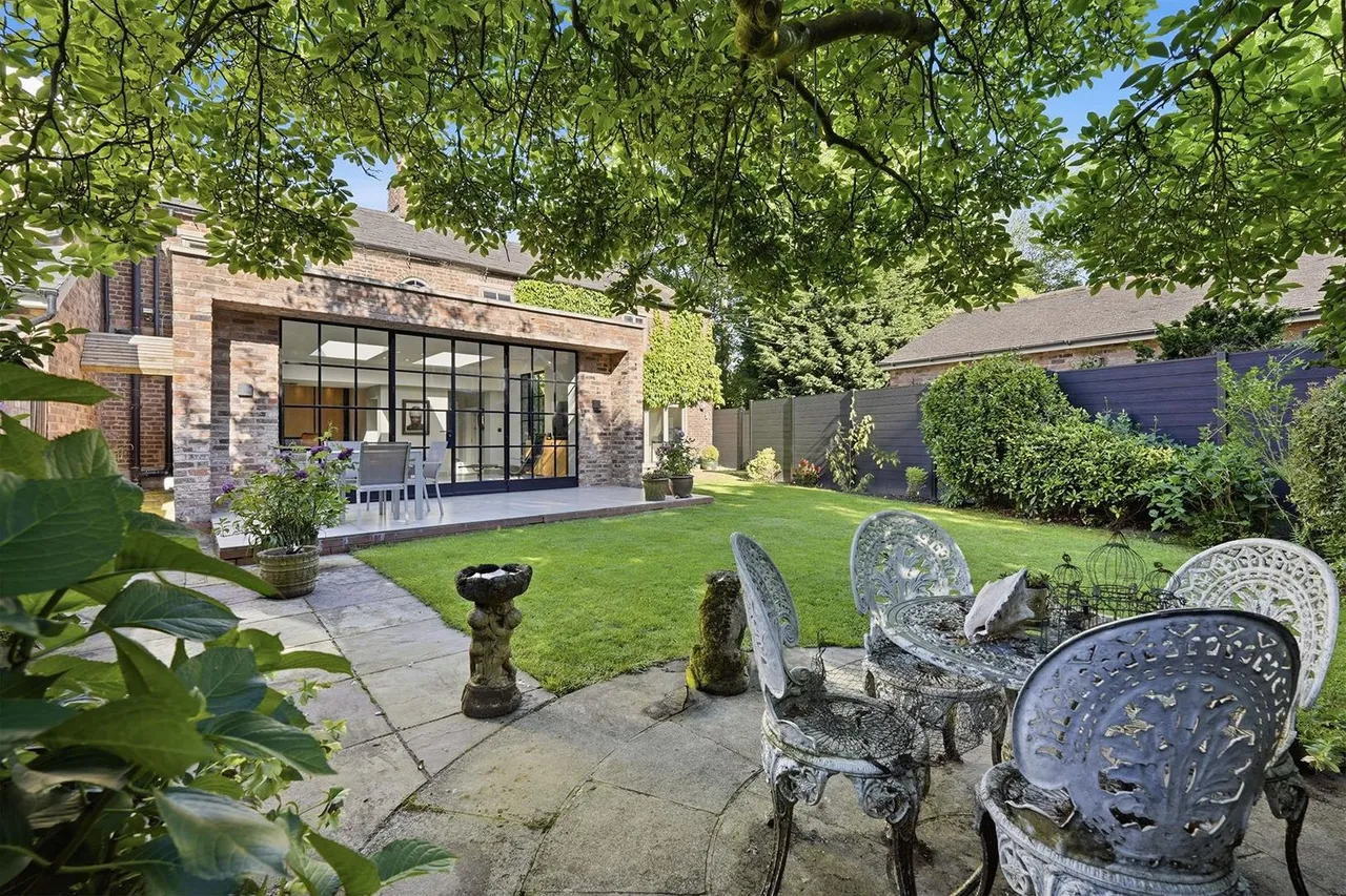 Bollin Grove, Prestbury, photo 5