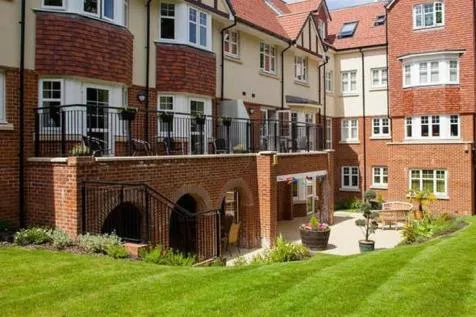 2 bed flat for sale, Crowborough Hill, Crowborough, TN6