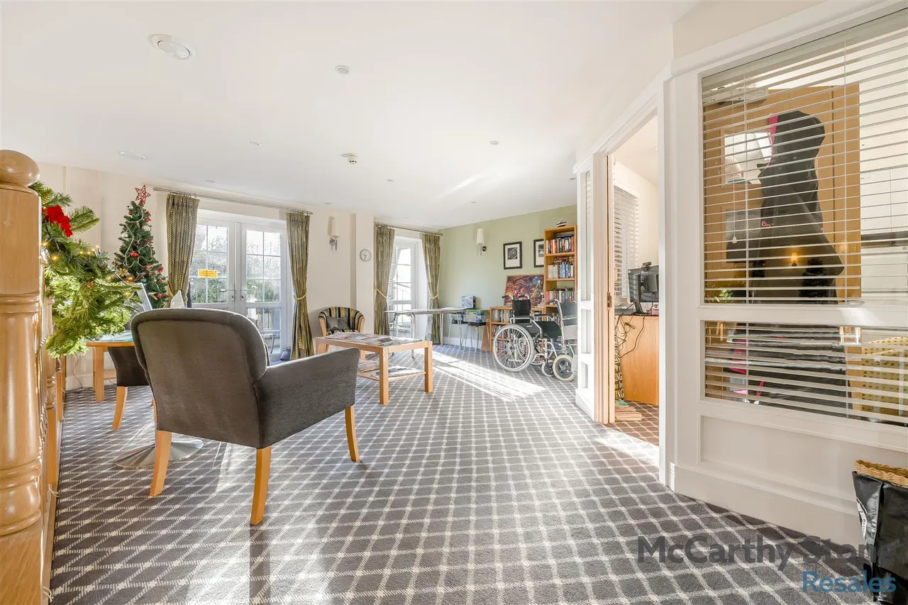 Crowborough Hill, Crowborough, TN6, photo 20