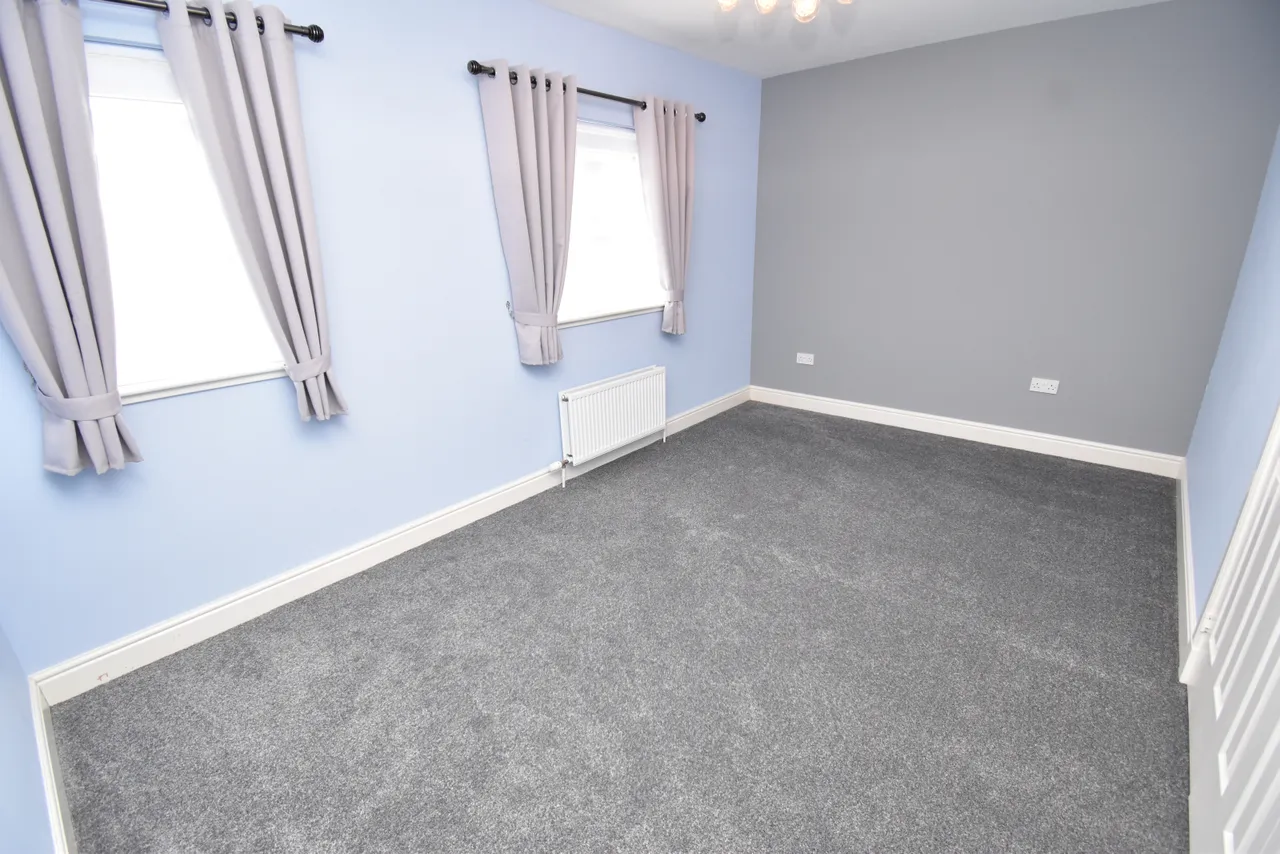 4 Bedroom Detached To Let, photo 9