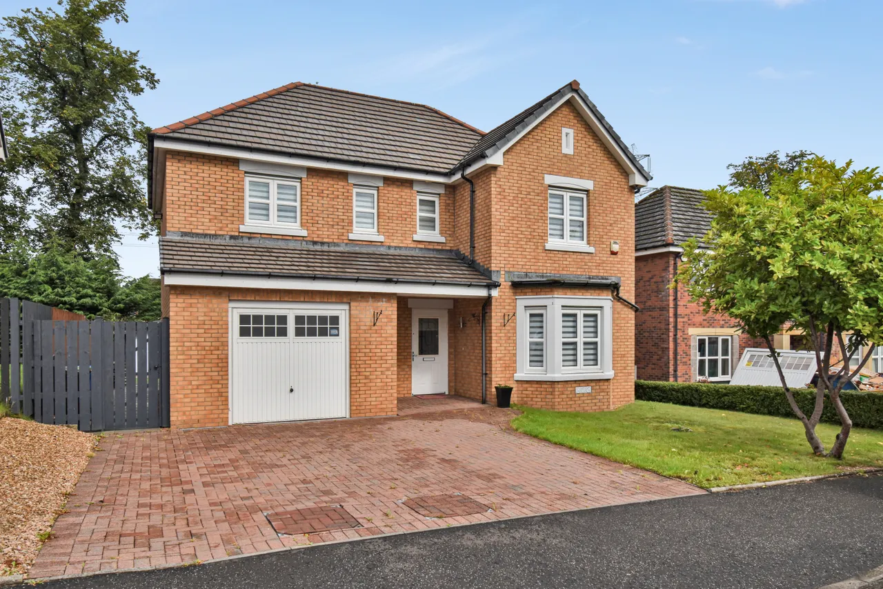 4 bed house to rent — 4 Bedroom Detached To Let