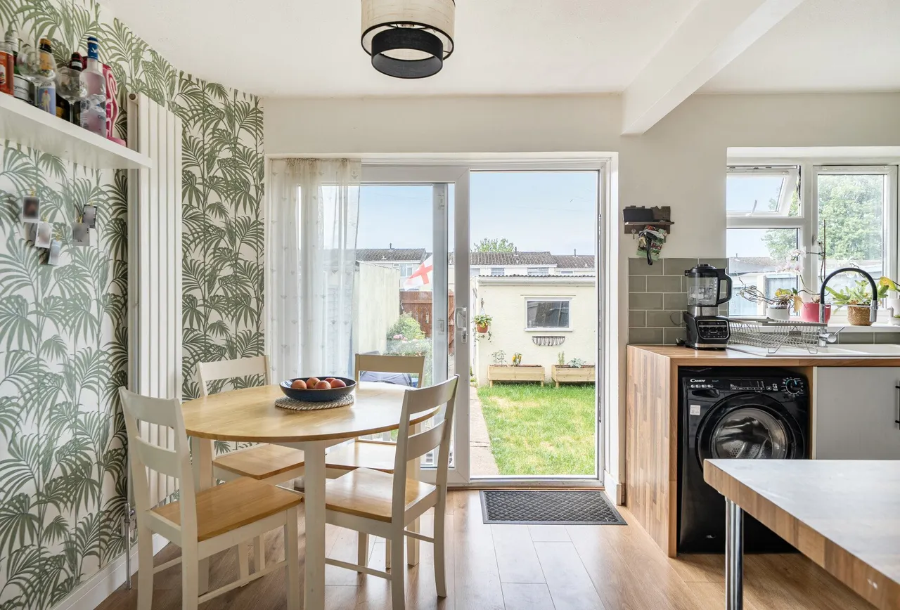 Northfield, Gloucestershire, Yate, BS37 4LW, photo 11