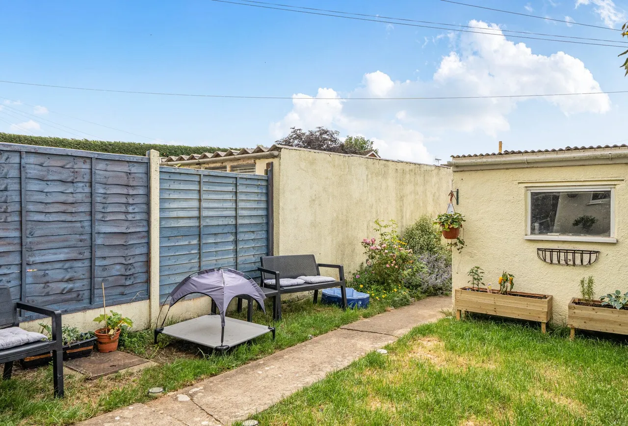 Northfield, Gloucestershire, Yate, BS37 4LW, photo 18