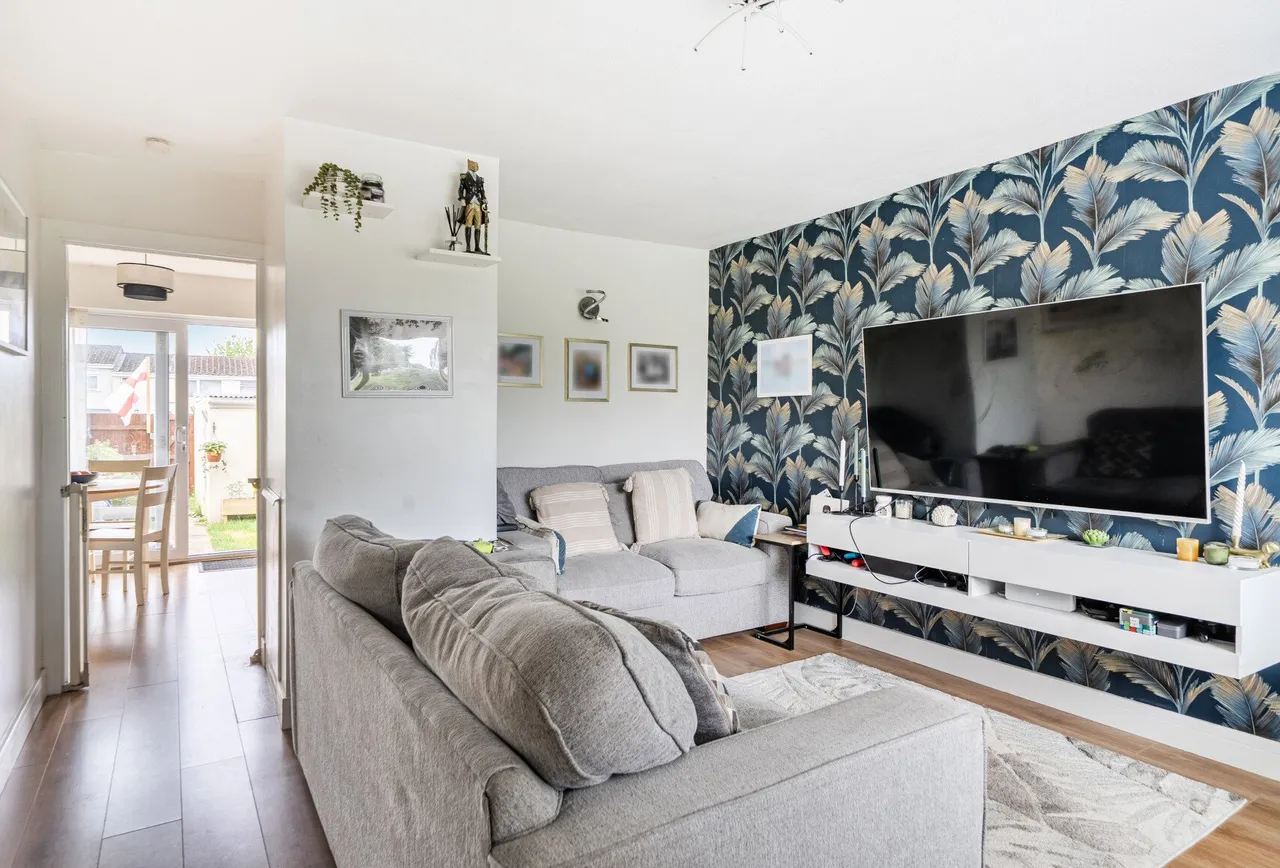 Northfield, Gloucestershire, Yate, BS37 4LW, photo 2