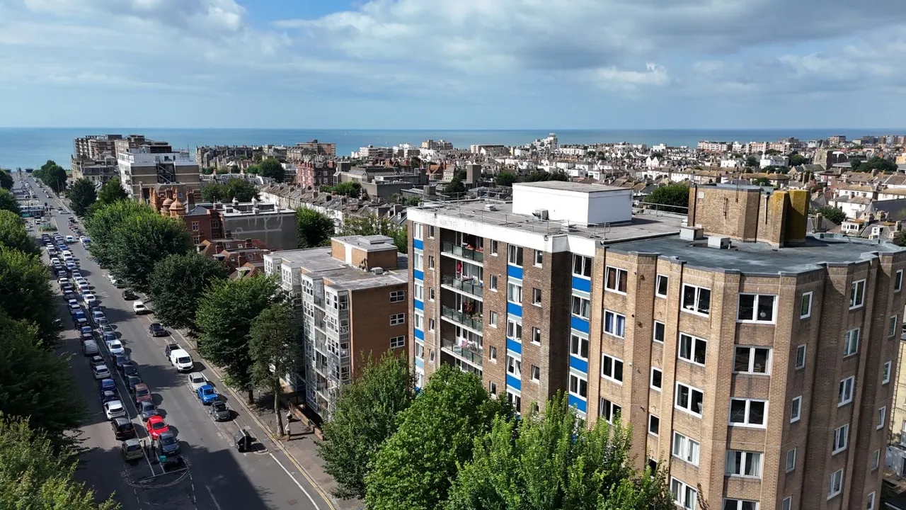 flat for sale, The Drive, Hove, BN3