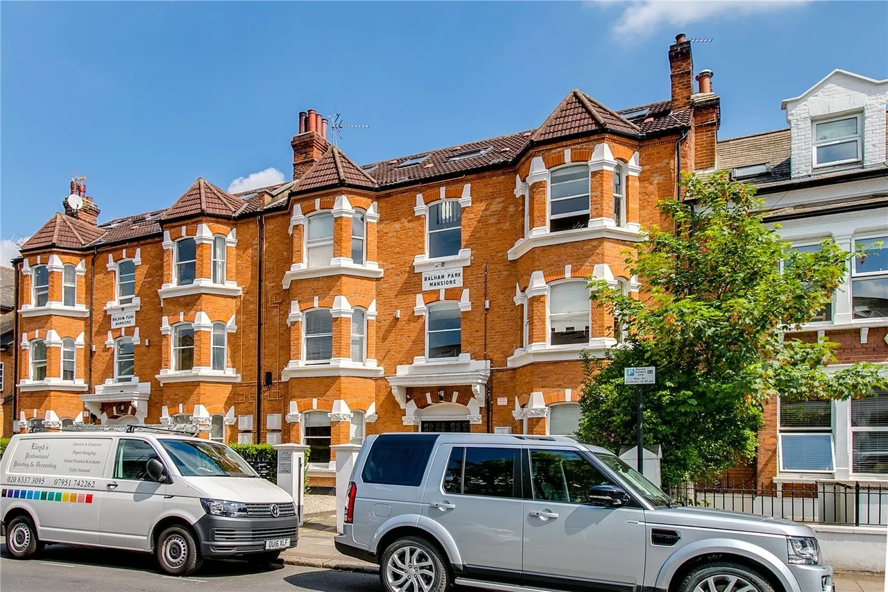 3 bed flat to rent, Balham Park Road, London, SW12