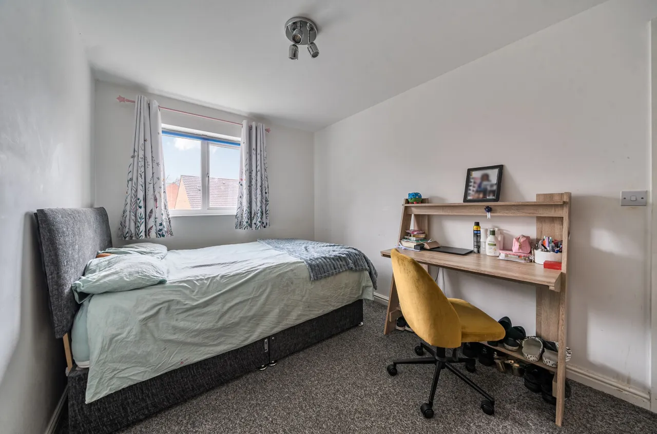 Lilac Court, Killingbeck, LS14, photo 7