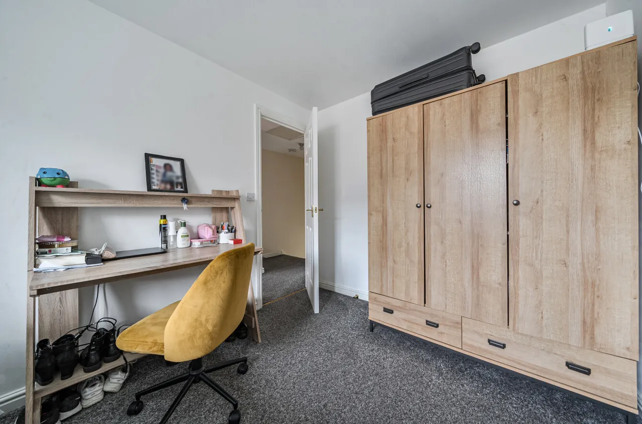 Lilac Court, Killingbeck, LS14, photo 8