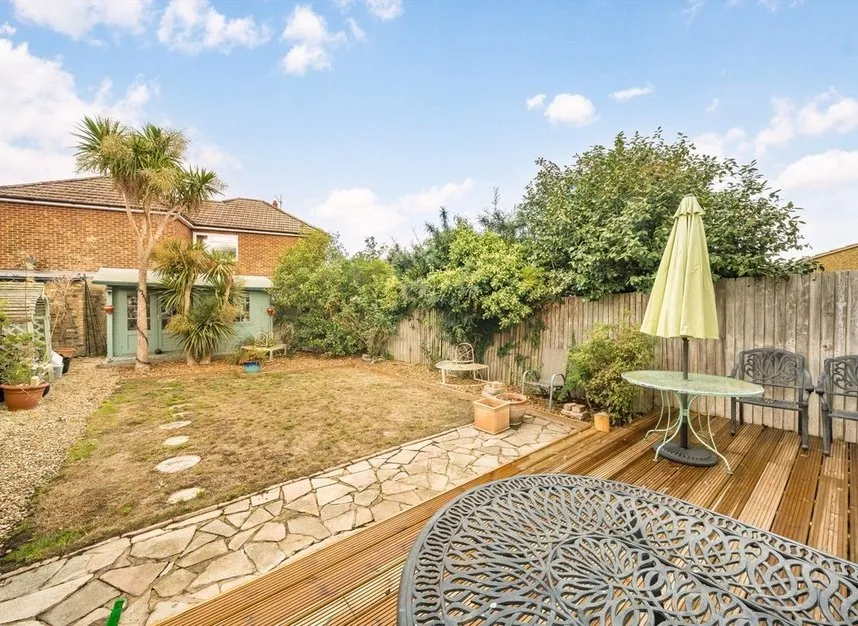Melrose Avenue, Twickenham, TW2, photo 8