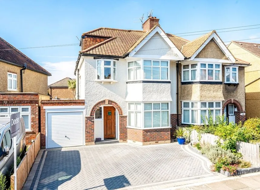 4 bed house for sale, Melrose Avenue, Twickenham, TW2