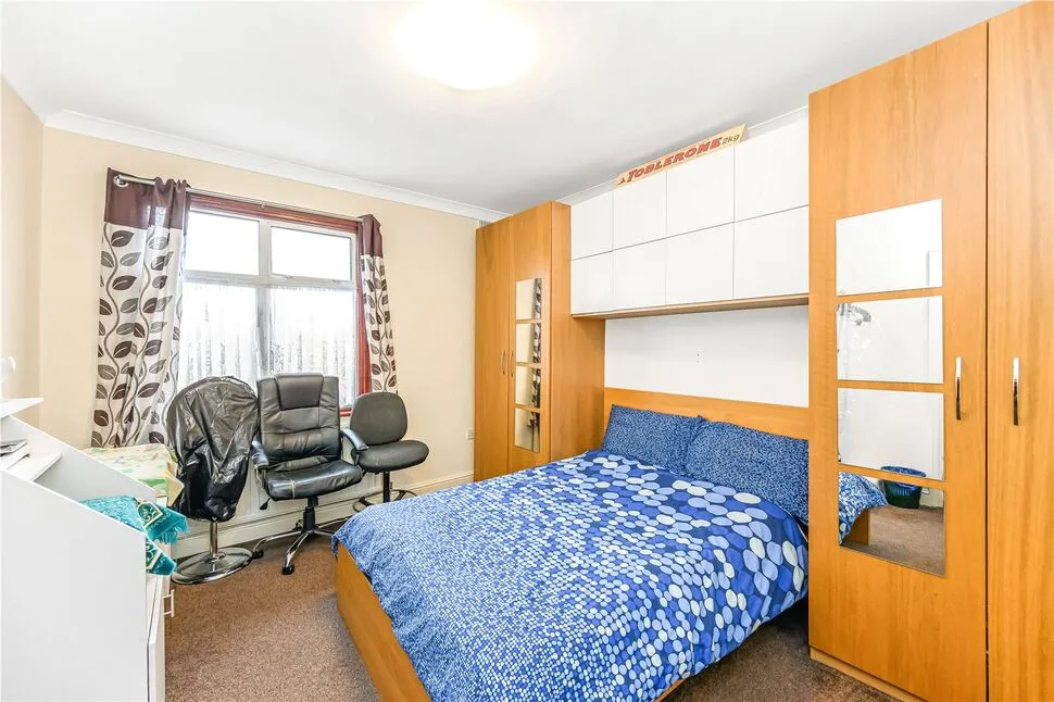 Meads Lane, Seven Kings, IG3, photo 6