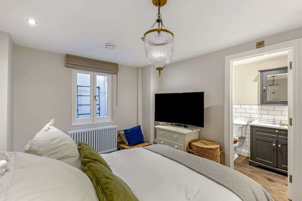 Kinnoul Road, Fulham, London, W6 8NG, photo 10
