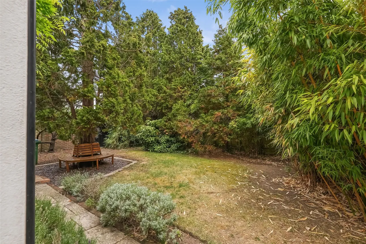 Kingswood Avenue, Hampton, TW12 3AU, photo 4