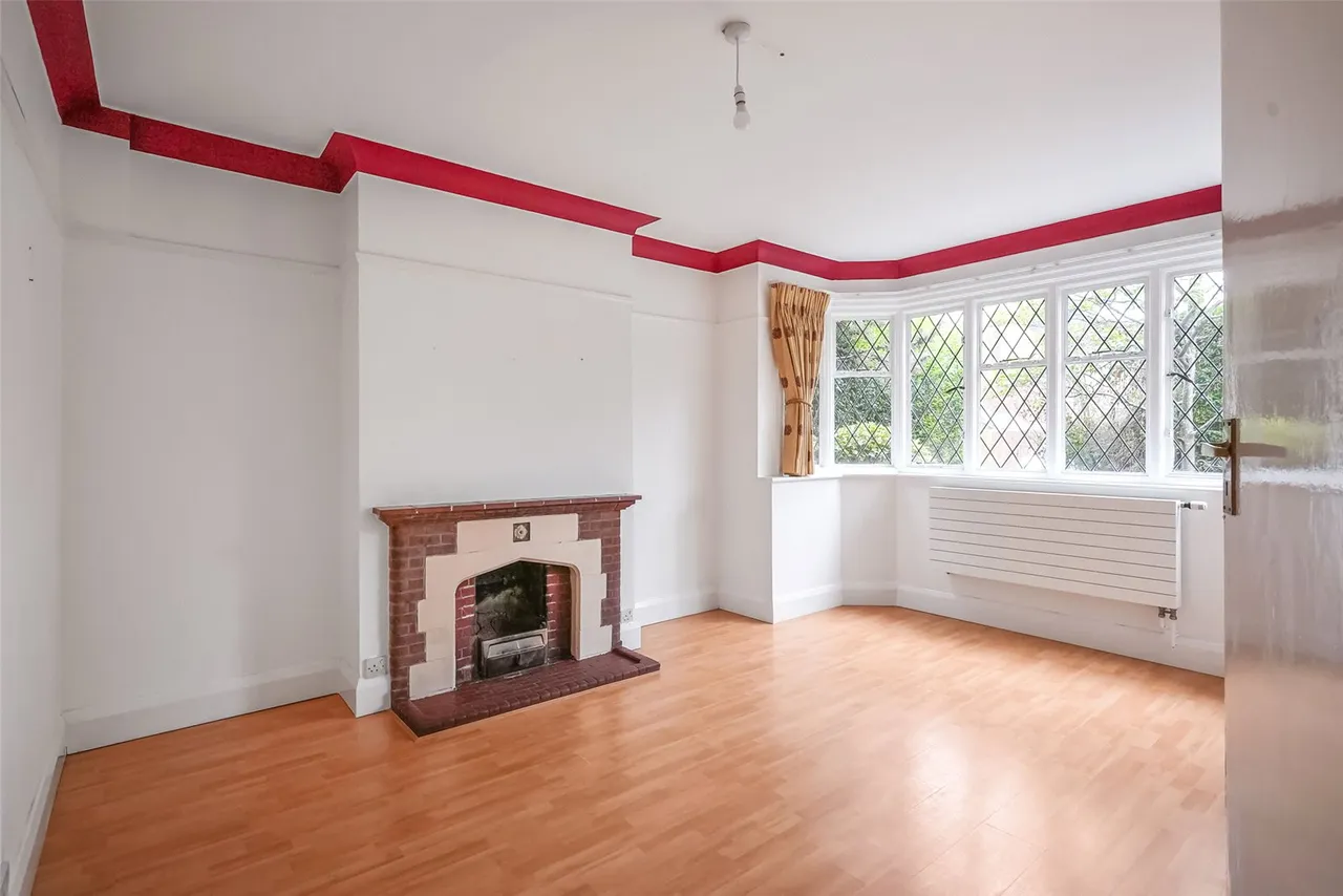 Kingswood Avenue, Hampton, TW12 3AU, photo 7