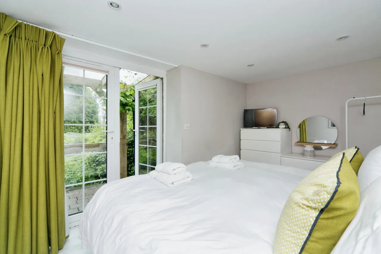 Brynrefail, Sir Ynys Mon, LL70, photo 15