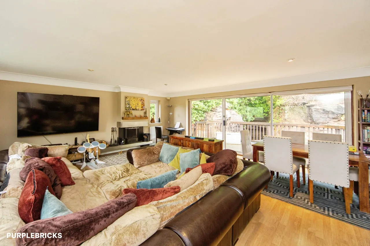 Manley Road, Frodsham, WA6, photo 4