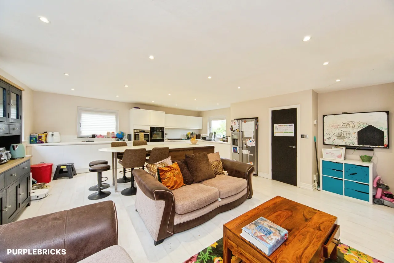 Manley Road, Frodsham, WA6, photo 6