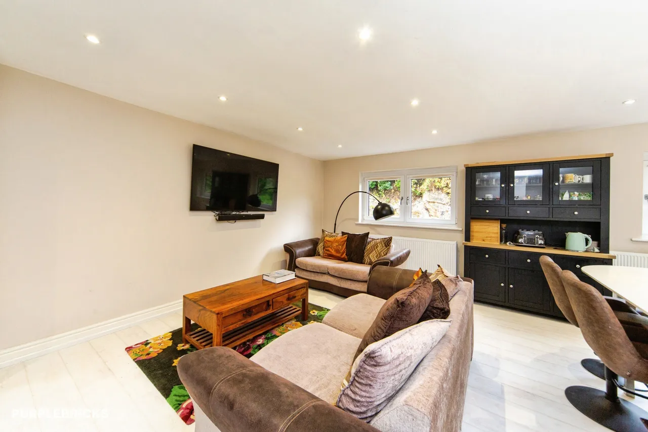 Manley Road, Frodsham, WA6, photo 5